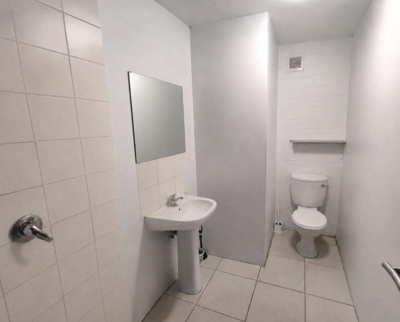 1 Bedroom Property for Sale in Wynberg Western Cape